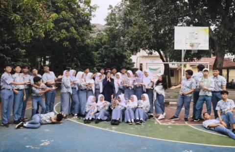Class XI-F3