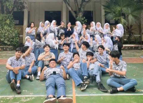 Class XI-F7